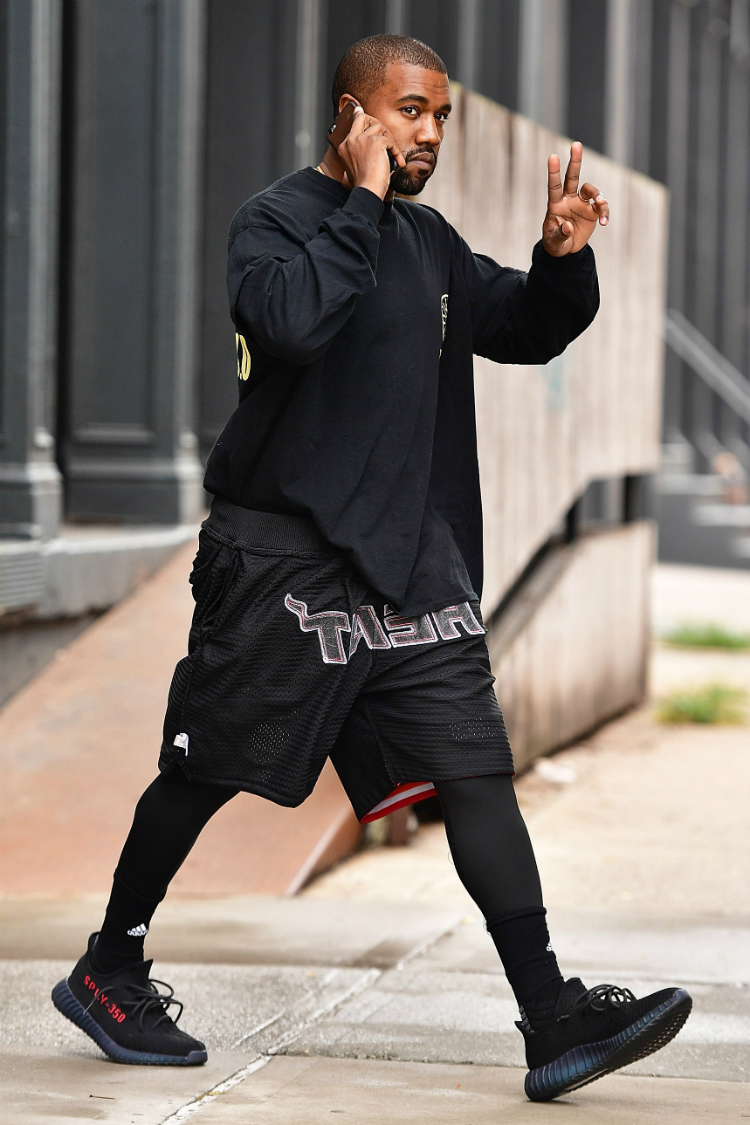 10kanyewest-looks-that-broke-the-rules-of-fashion-08.jpg