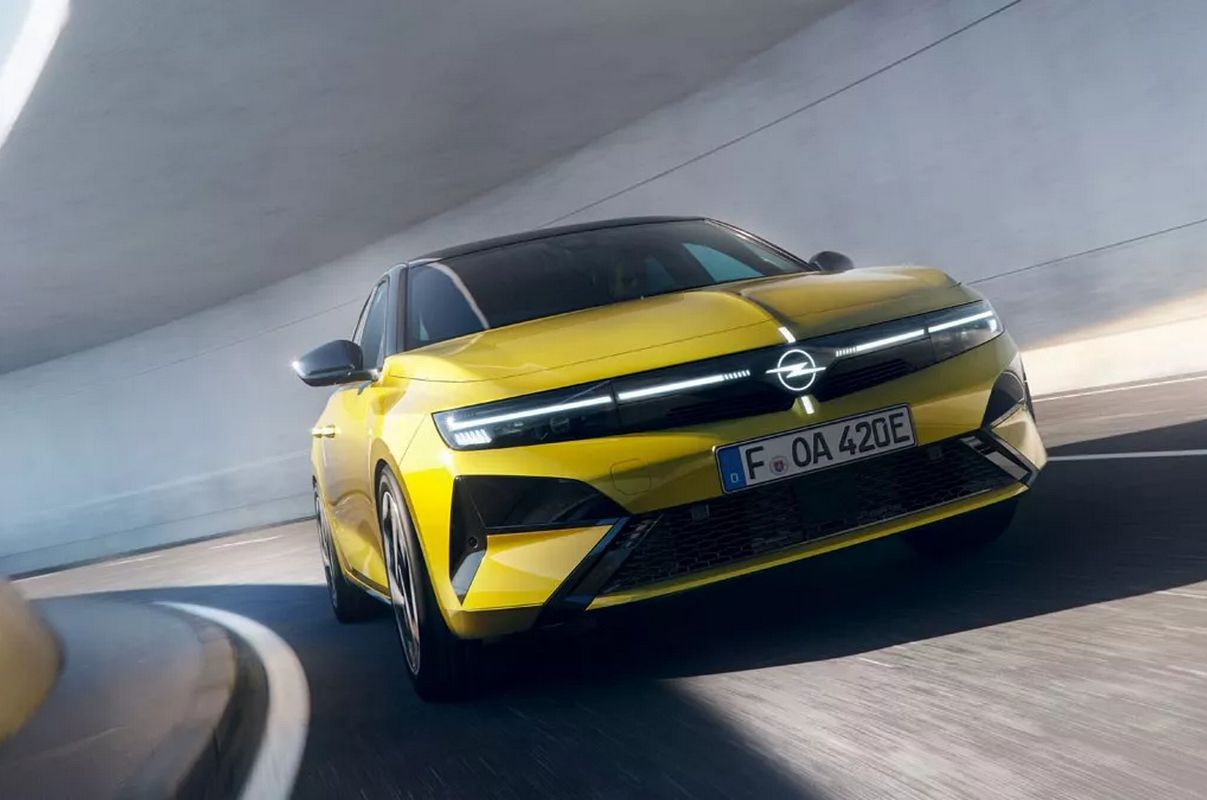 Η Opel κάνει… update στο Astra