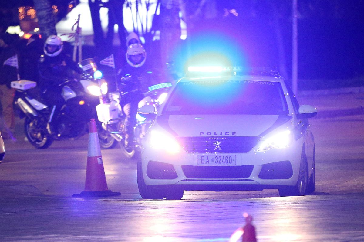 Εξαρθρώθηκε κύκλωμα τηλεφωνικής απάτης με λεία 7,6 εκατ. ευρώ – Ανάμεσα στους συλληφθέντες πρώην αθλήτρια της ενόργανης