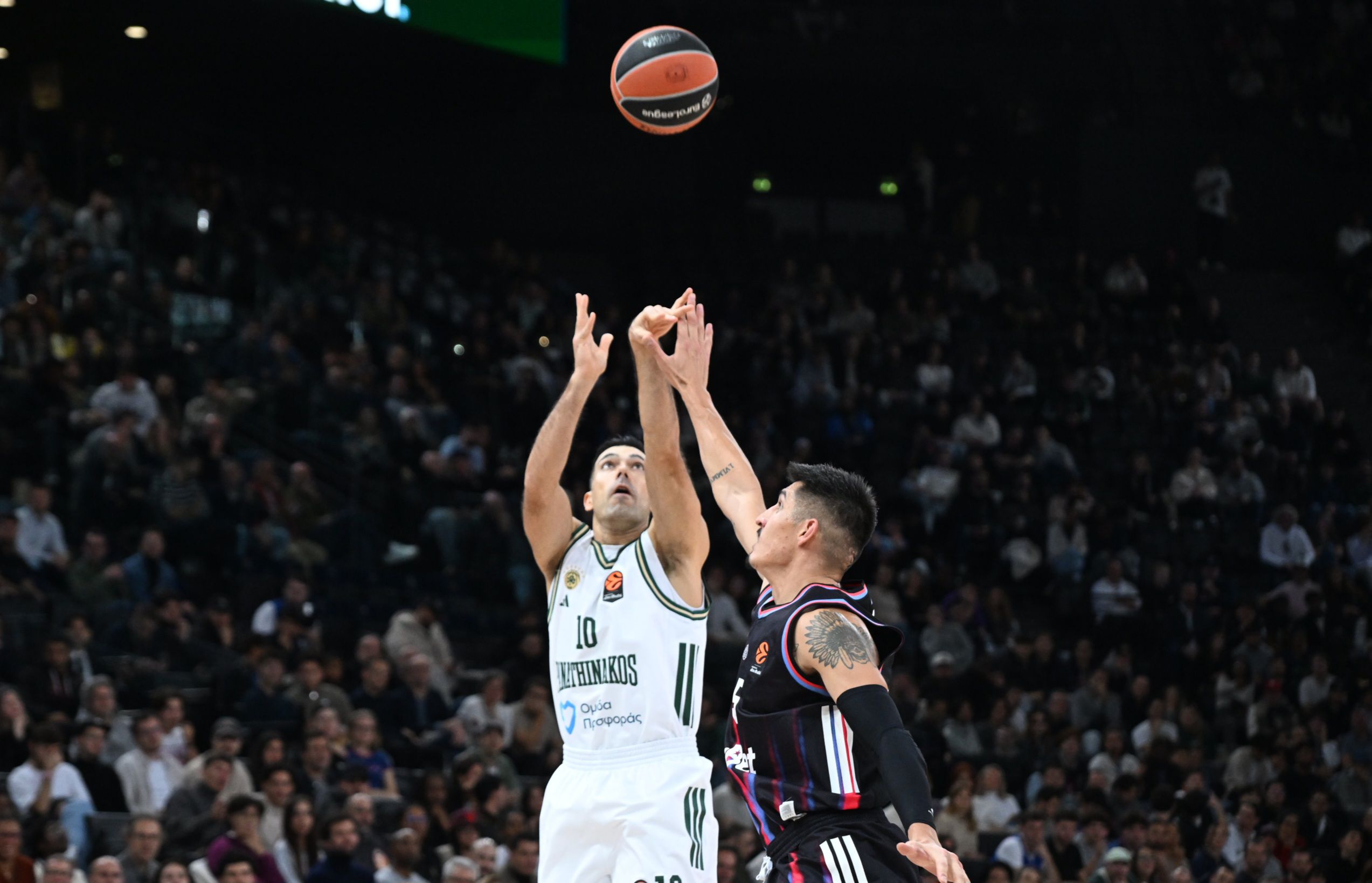 Ο Σλούκας προσπέρασε τον Σπανούλη και έγραψε ιστορία στα τρίποντα της Euroleague