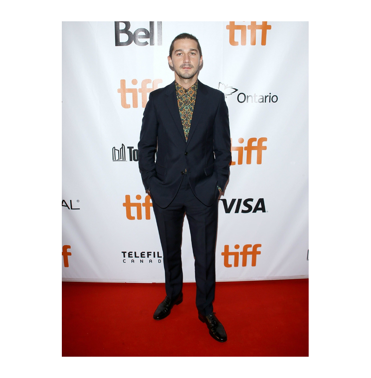 2017tiff_menonredcarpet_03.jpg