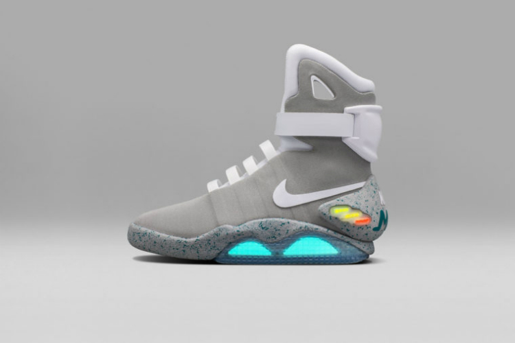 bttf-nike-air-mag-01.jpg