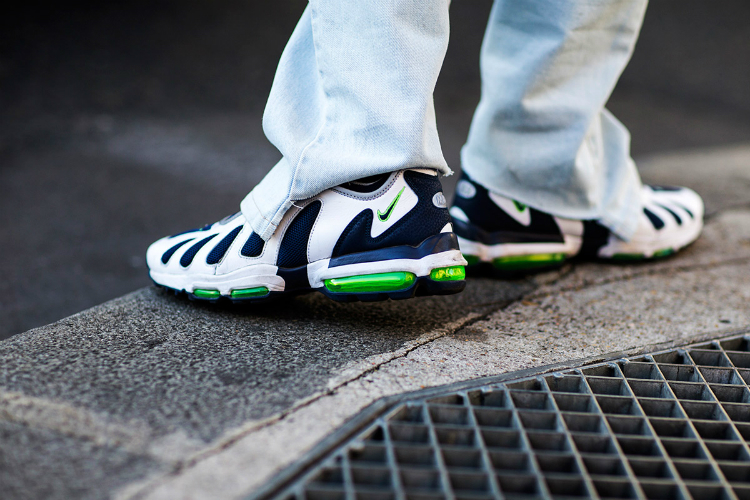 paris-sneaker-street-style-01.jpg