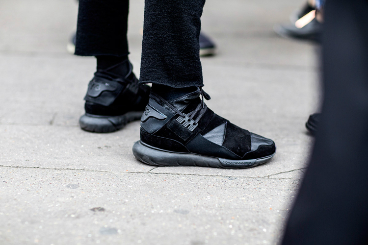 paris-sneaker-street-style-08.jpg