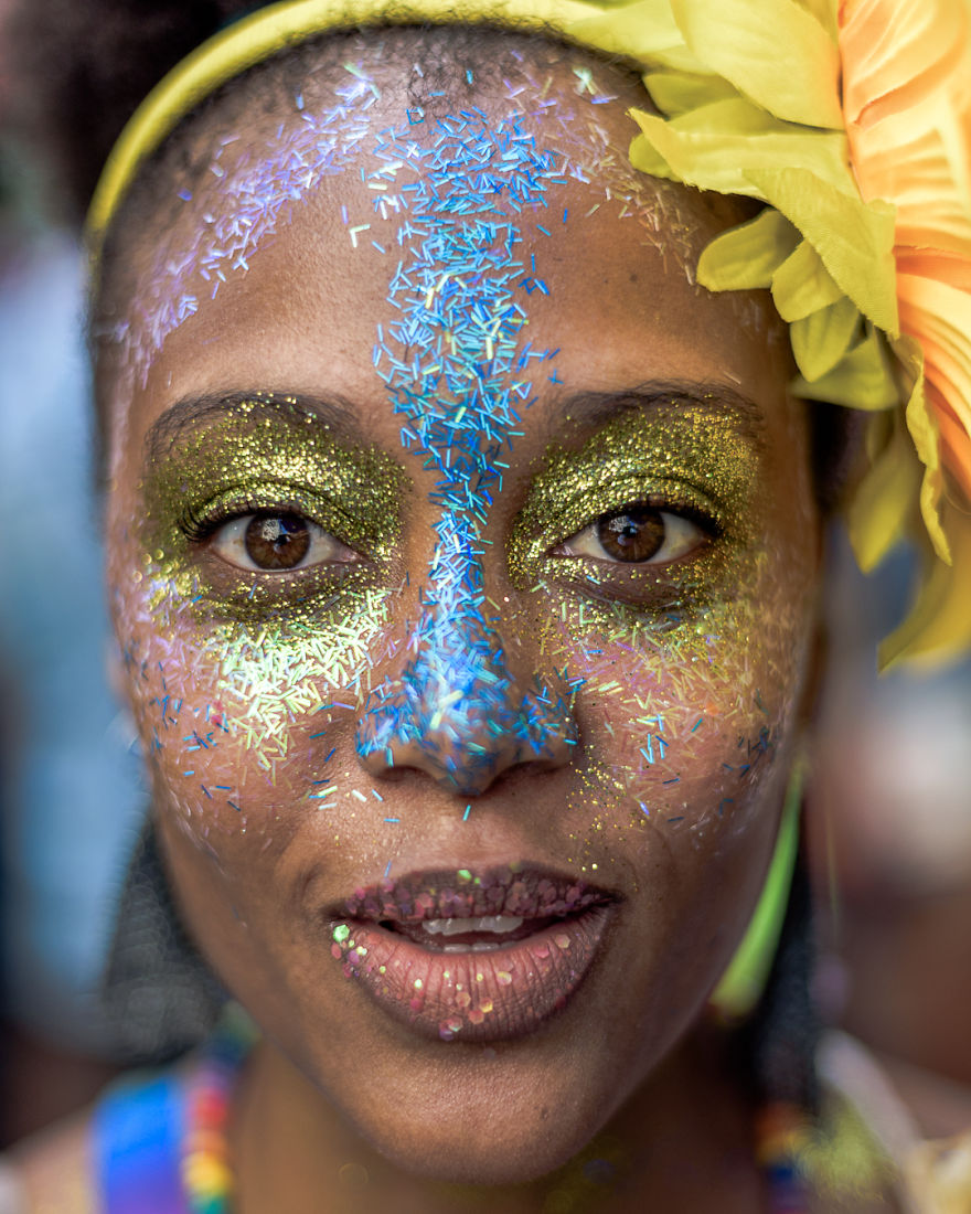 I-photograph-people-during-Carnaval-in-Rio-de-Janeiro-5f675eea073bc__880.jpg