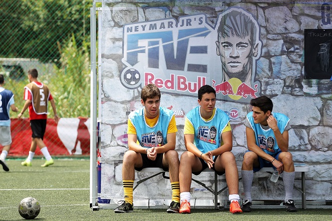 2-Neymar Jr's Five (3).jpg