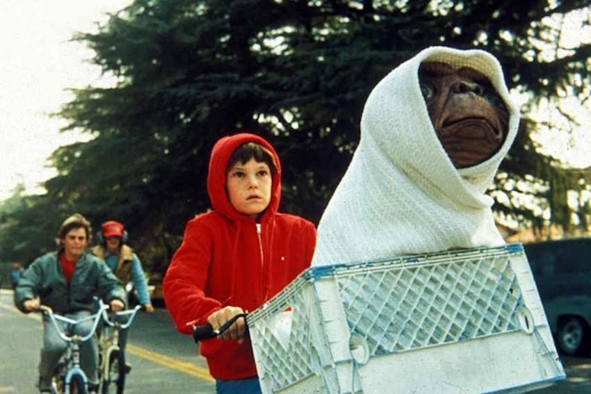ET - THE EXTRA TERRESTRIAL