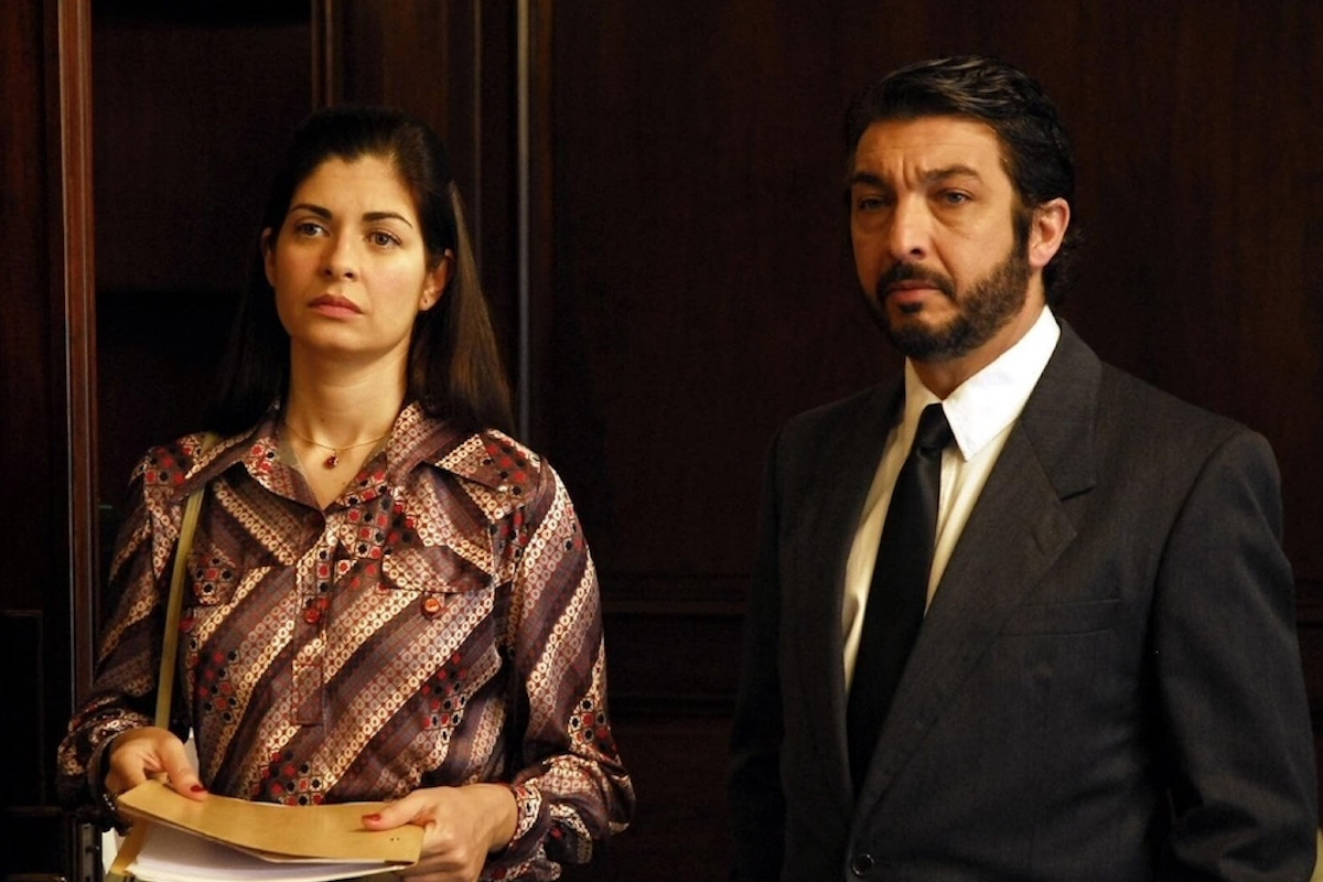 THE SECRET IN THEIR EYES