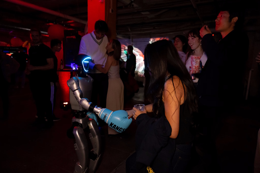ULTIMATE ROBOT FIGHTS
