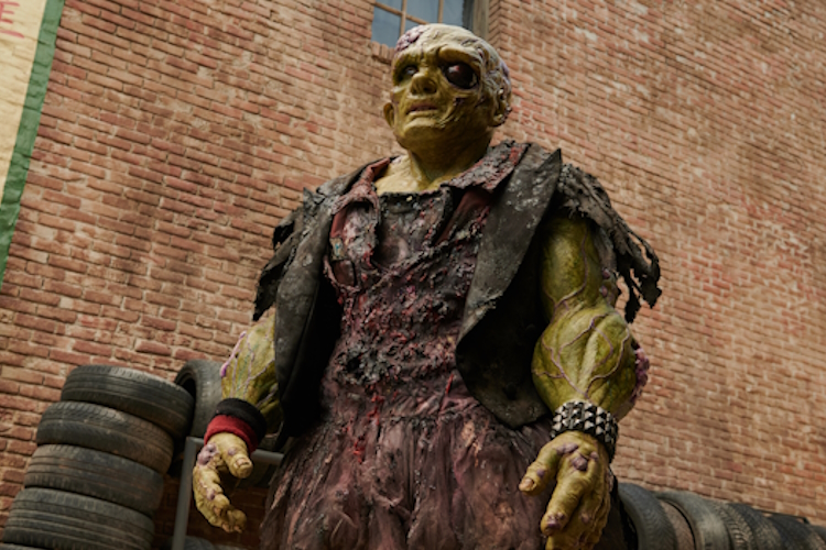 The Toxic Avenger: Ποιες εξωφρενικές ταινίες τρόμου από τα 80s βλέπουμε πριν την πρεμιέρα του σύγχρονου remake; 