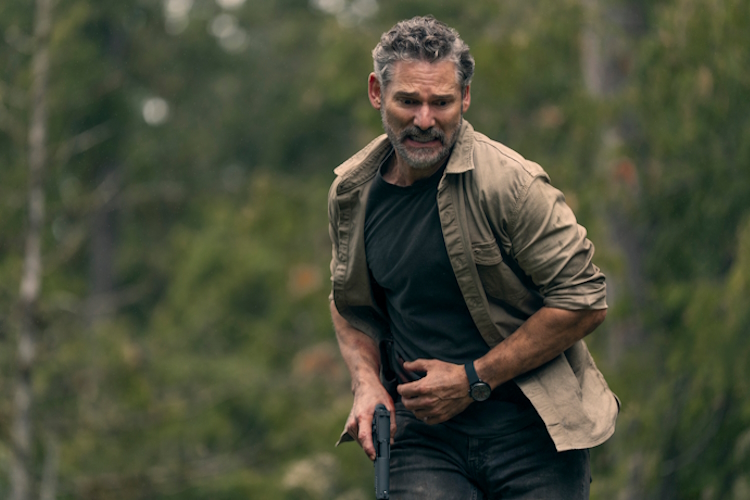 «Άδάμαστος» στο Netflix: Ένα καθηλωτικό μοντέρνο γουέστερν - θρίλερ με τον Έρικ Μπάνα