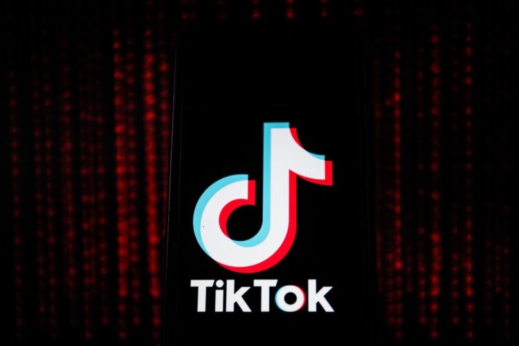 Πώς να βγάλεις χρήματα ως creator στο TikTok: Η εφαρμογή φέρνει 20λεπτα videos επί πληρωμή  
