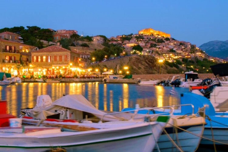 Ταξίδια: 5 ελληνικά νησιά για όλες τις εποχές