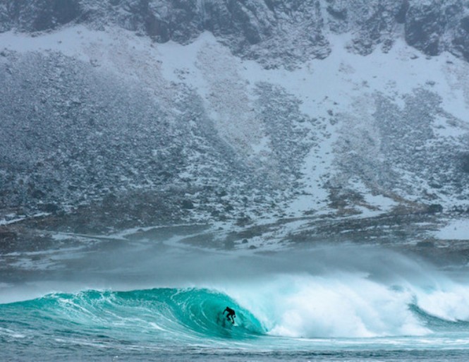 Icy-Surfing-3.jpg